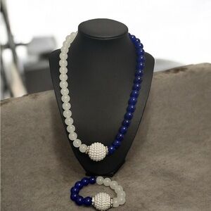 Elegant Blue and White Beaded Necklace and Bracelet Set